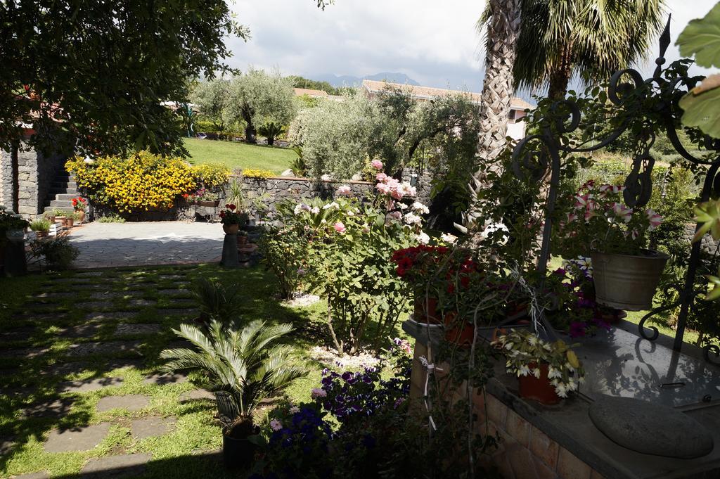 Villa Esclusiva Con Piscina Privata E Vista Etna Zafferana Etnea Exteriör bild