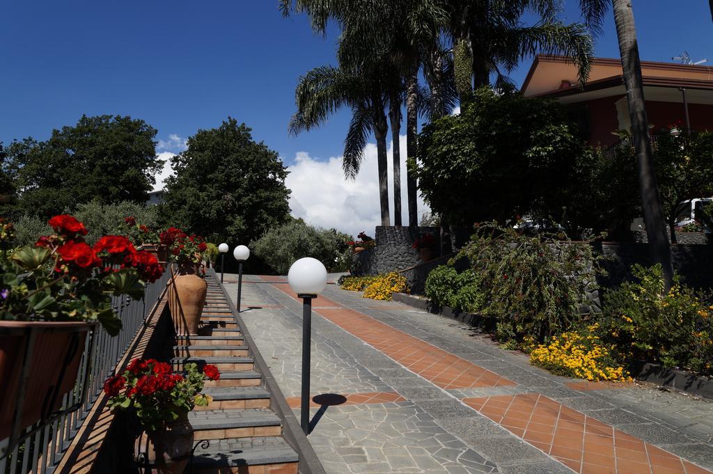 Villa Esclusiva Con Piscina Privata E Vista Etna Zafferana Etnea Exteriör bild